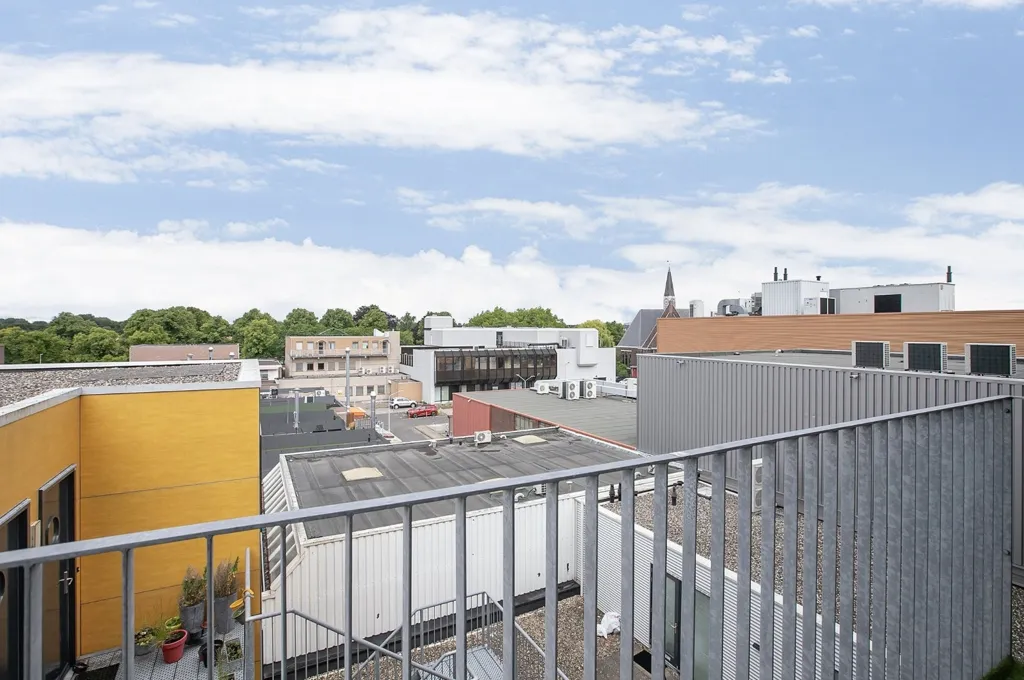 Balcony - Stylish 3-Bedroom Apartment in Hoofddorp