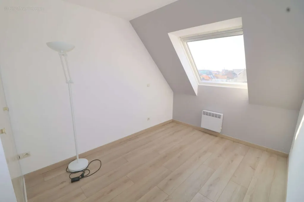 Pièces - Appartement Vue Mer avec Balcon à Cannes
