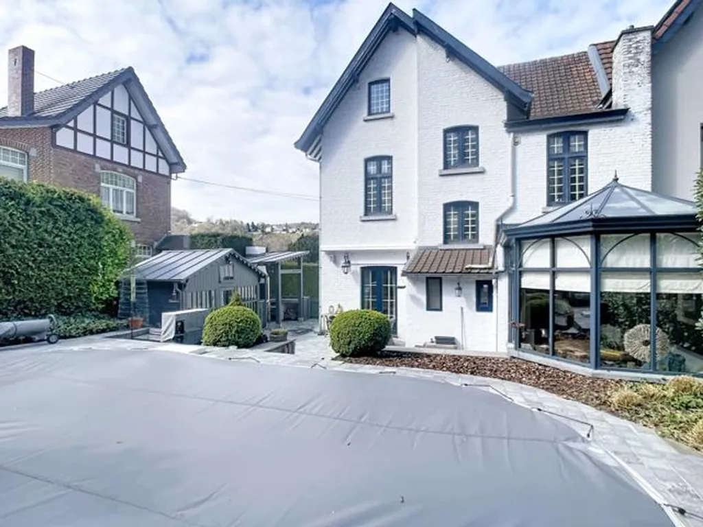 Välivaade - Character House with Pool in Tilff