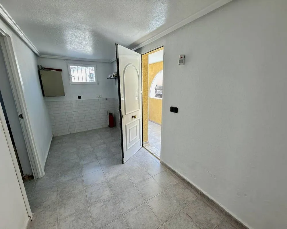hallway_entrance
