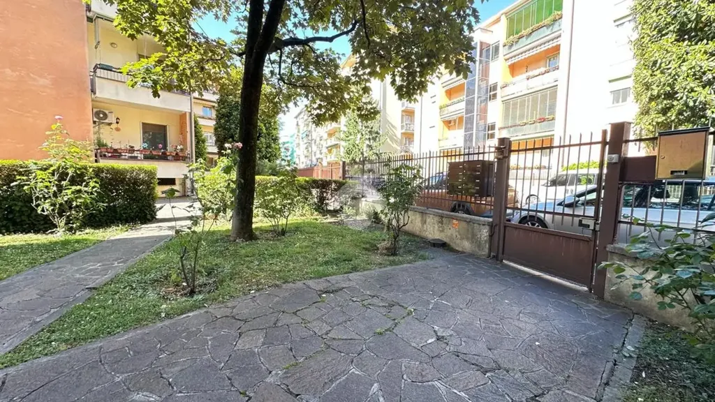 Aed - Panoramic Triplex in Verona Centre
