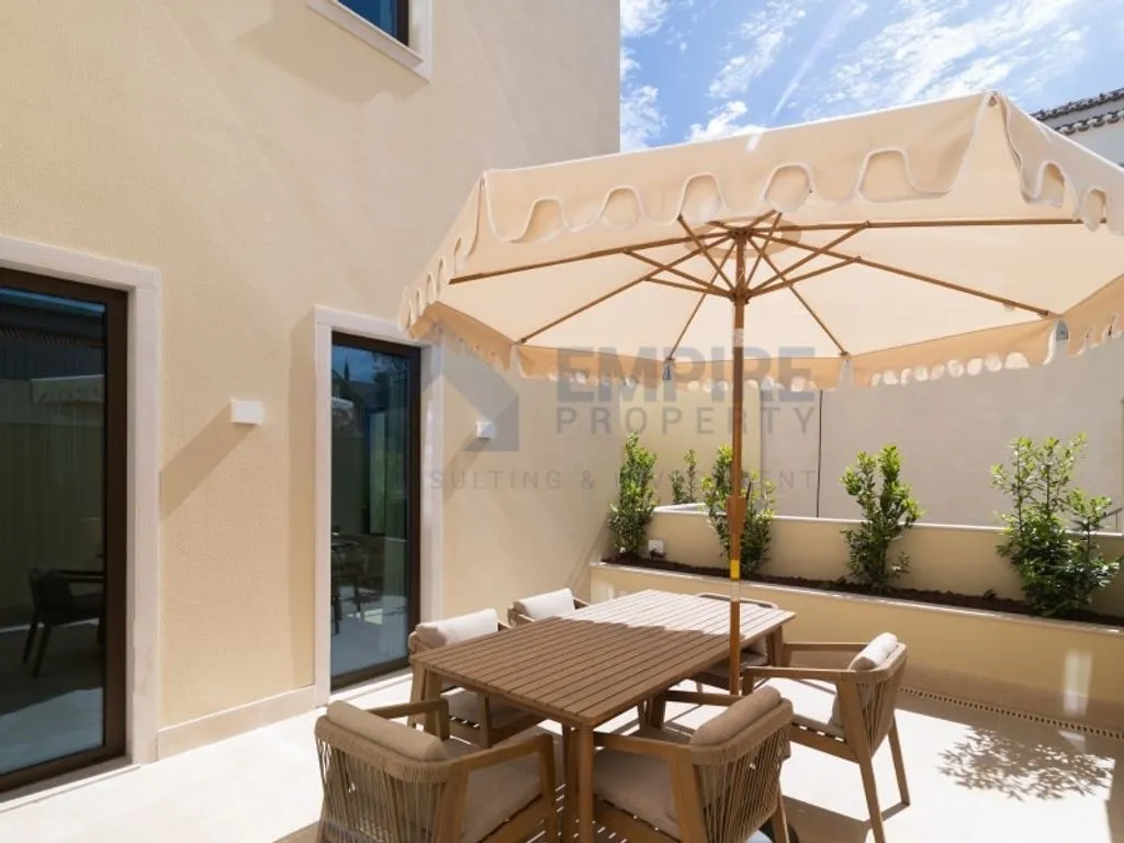 Terrazza - Luxury Duplex Flat with Garden in Monte Estoril