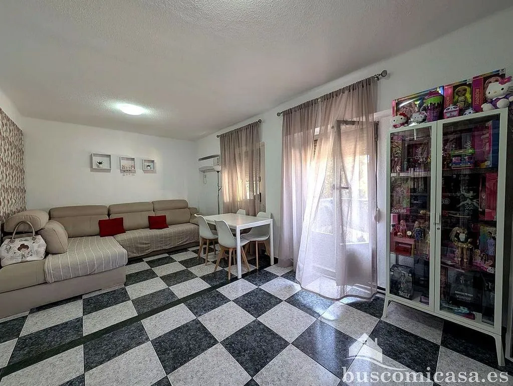 Séjour - City Centre Flat with Balcony in Linares
