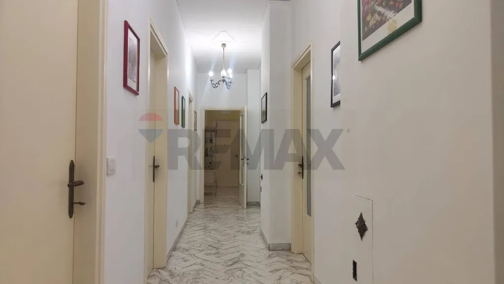 hallway_entrance