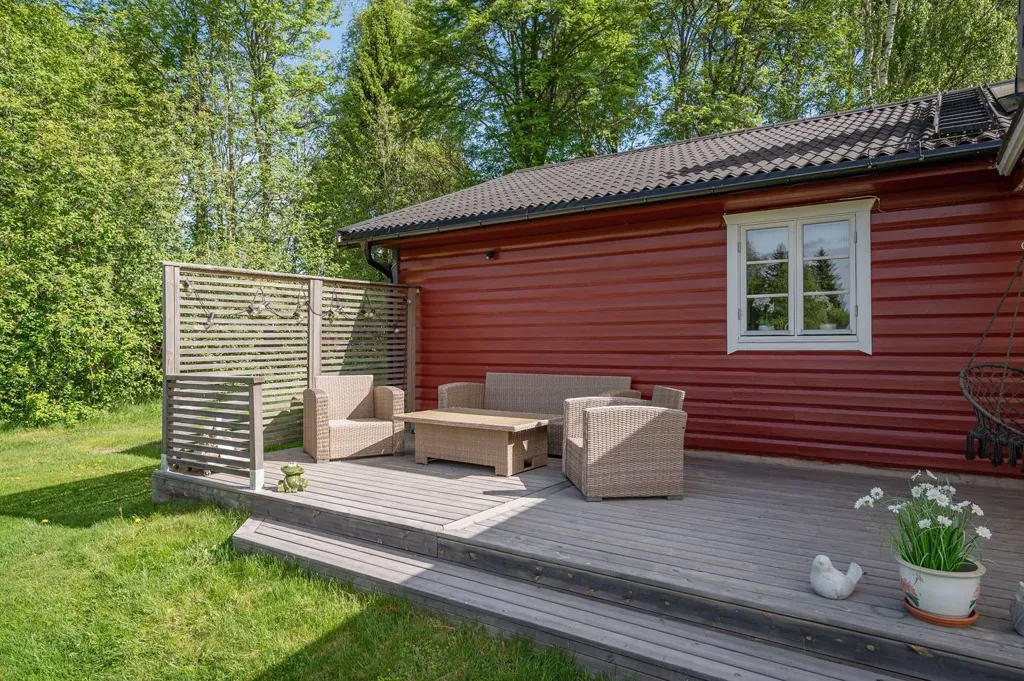 Aed - Villa with Open Plan and Garden in Årängen