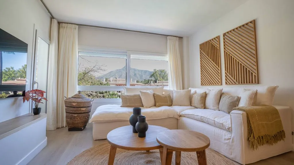 Elutuba - Luxury Apartment with Pool in Puerto Banús