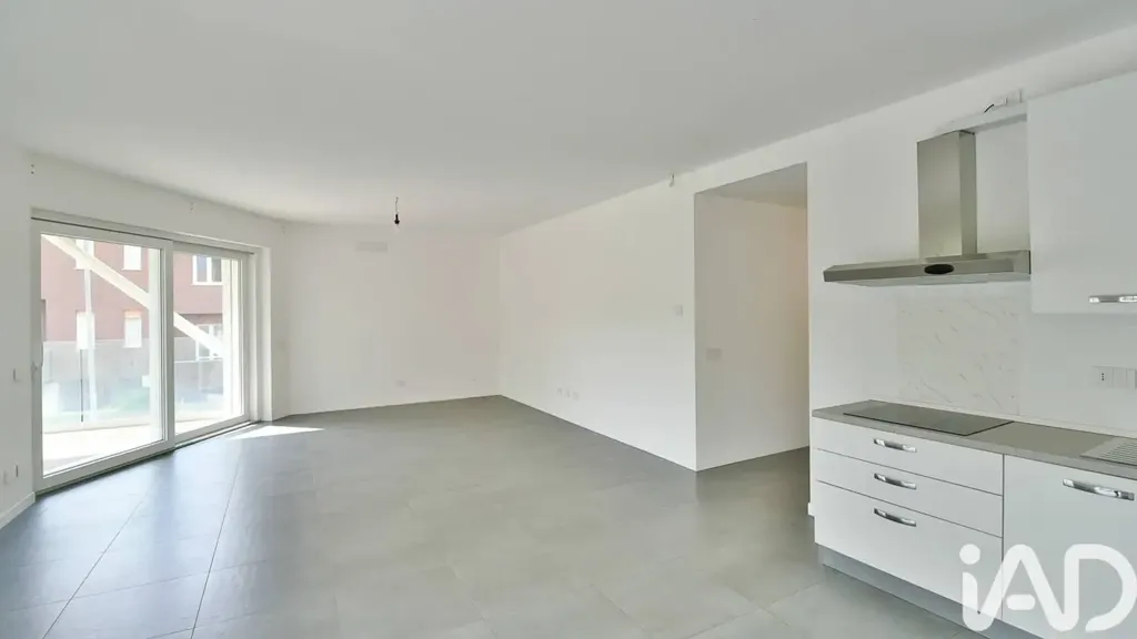 Köök - Newly Built Apartment with Balcony in Cantù