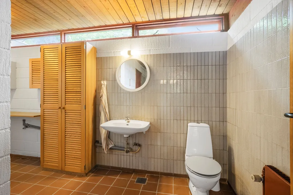 Salles de bain - Detached Villa with Large Garden in Morud