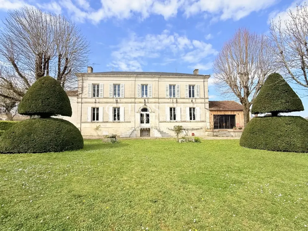 Välivaade - Former Cognac Distillery in Village