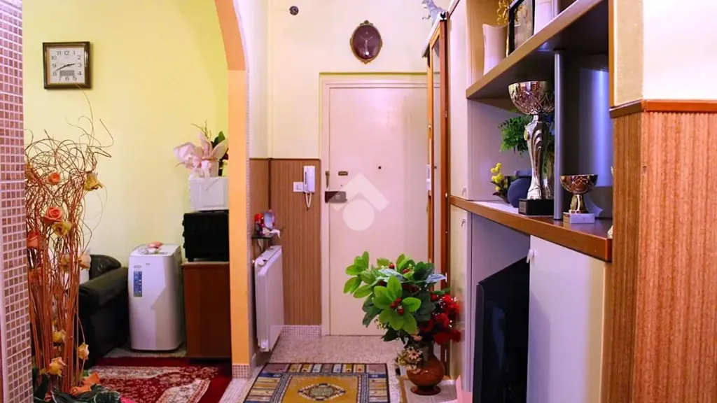 Esik - Fully Rented Flat with Balcony in Meldola