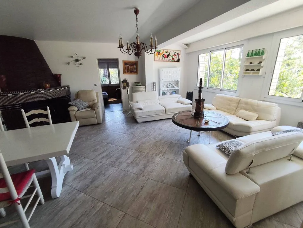 Séjour - Villa de Caractère avec Double Habitation à Arcachon