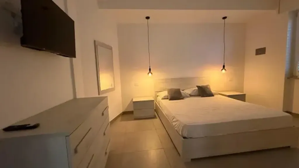Magamistoad - Rented Flat with Balcony in Nettuno Centre