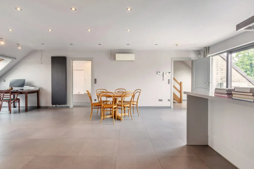 Sala da pranzo - Light-Filled Apartment with Terrace in Diest