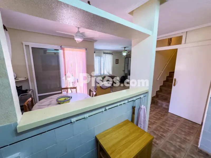 Salle à manger - Chalet with South-Facing Terrace in Torrevieja
