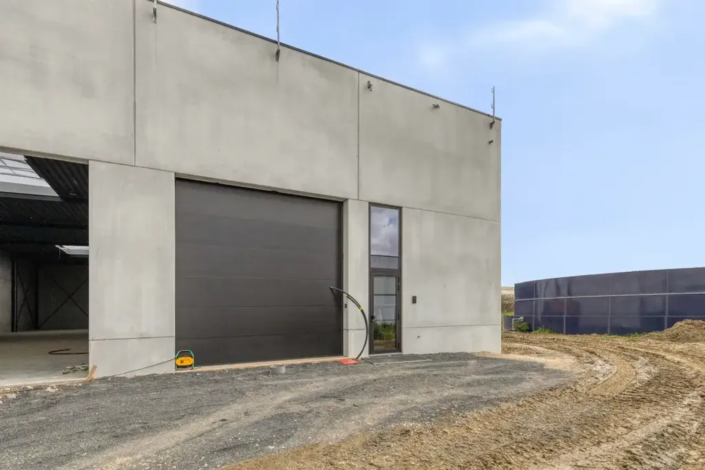 Extérieur - Unité KMO Polyvalente avec Vaste Espace à Deinze