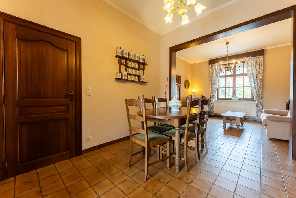 Salle à manger - Maison avec Garage sur les Hauteurs d'Amay