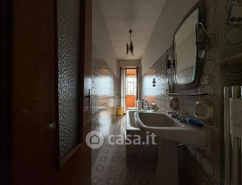 Salles de bain - Semi-detached Villa to Renovate in Caprile