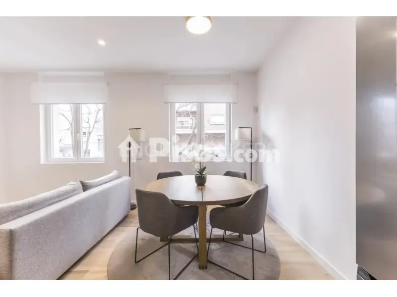 Séjour - Modern Flat with Park Proximity in Retiro
