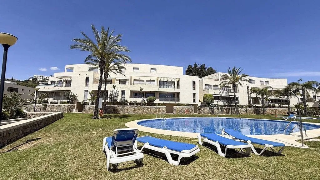 Piscine - Penthouse with Sea Views in Los Monteros, Marbella