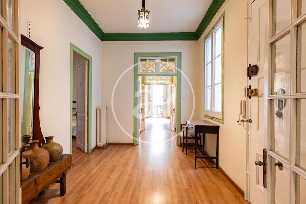 Hallway - Classical Apartment in Eixample Dreta, Barcelona