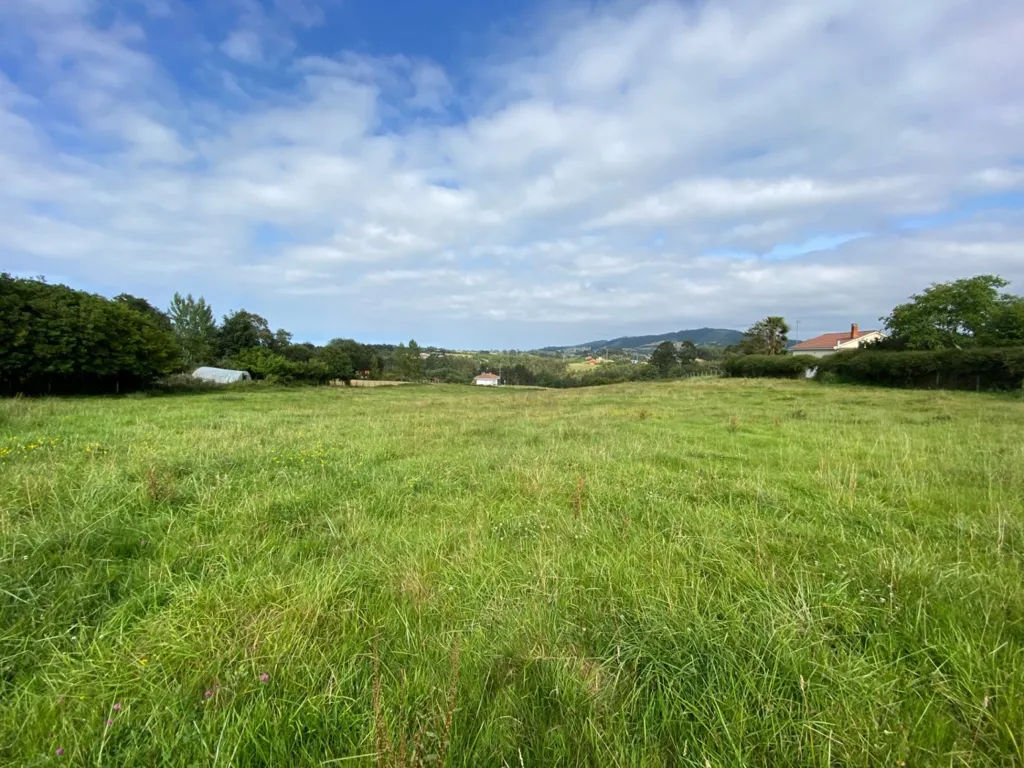 Aed - Plot with 360° Views near Gijón