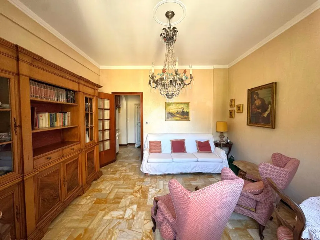 Elutuba - Fourth Bedroom Flat with Balcony in Bolzaneto