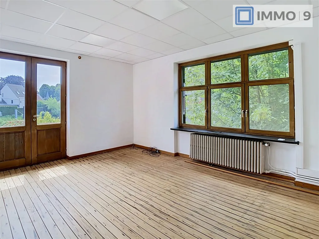 Pièces - Maison de Maître avec Terrasse à Gembloux