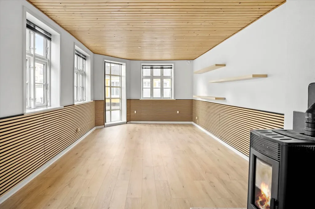 5-room house in Løgumkloster