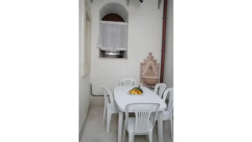 Söögituba - Rustic Apartment with Central Location in Siracusa