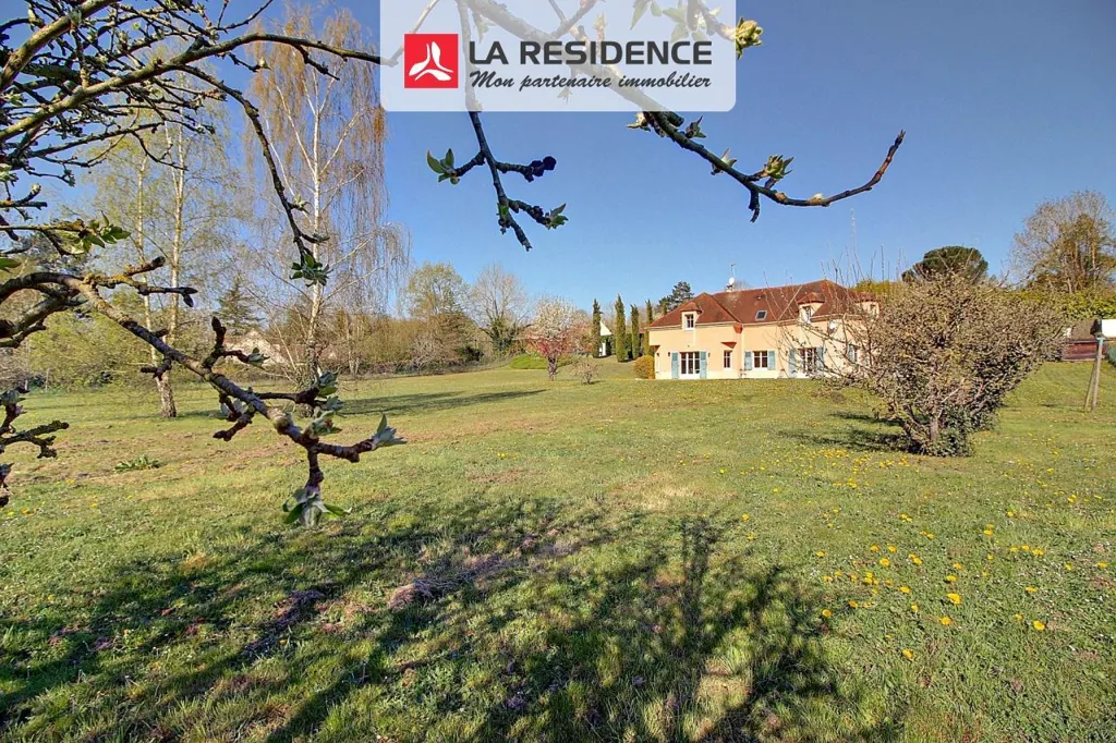 Jardin - Maison de Caractère avec Piscine à Chambourcy