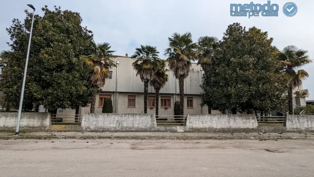 Exterior - Villa with Workshop and Apartments in Gavello