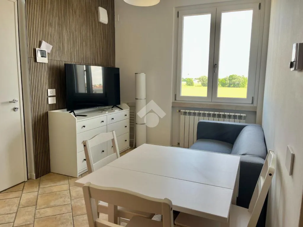 Söögituba - Fully Furnished 2-Bedroom Apartment with Balcony in Flero
