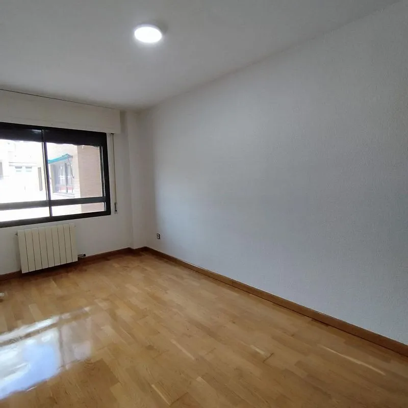 Pièces - Apartment with Pool in Parquesol