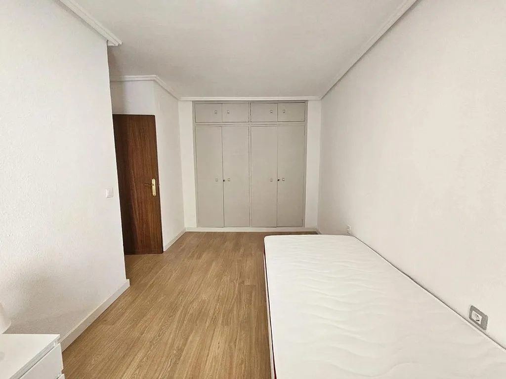 Chambres - Fully Renovated Student Flat in Valencia