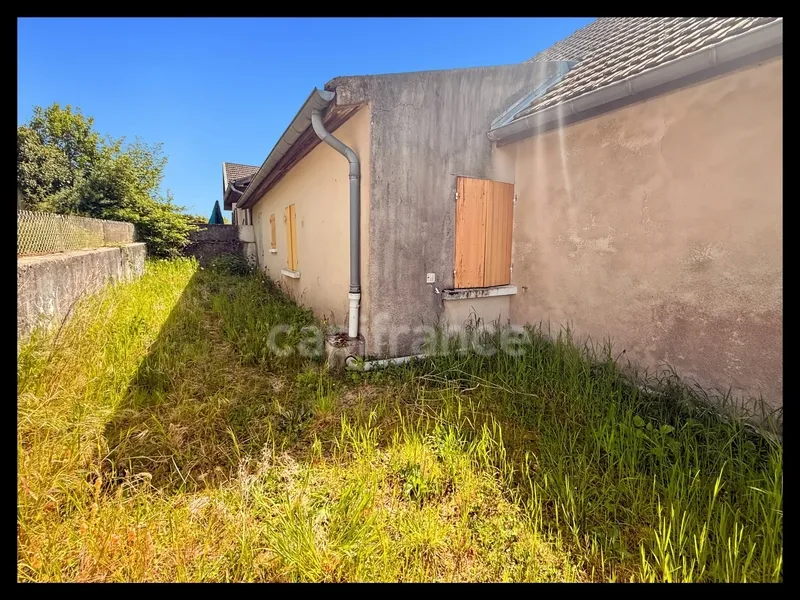 Aed - Rustic House with Balcony in Saint-Vallier