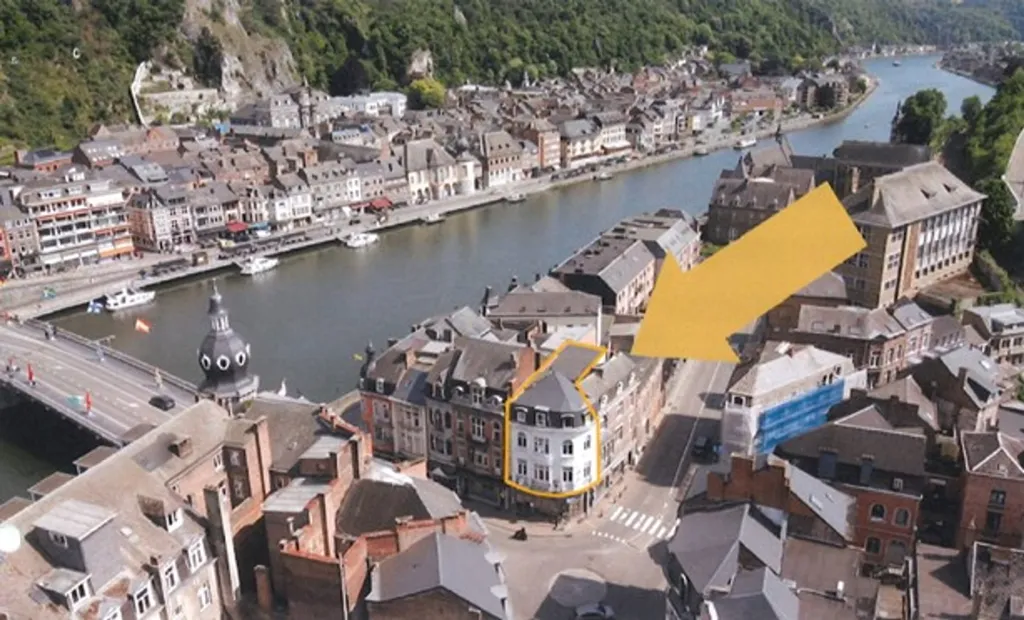 Vue aérienne - Appartement Rénové avec 2 Chambres à Dinant