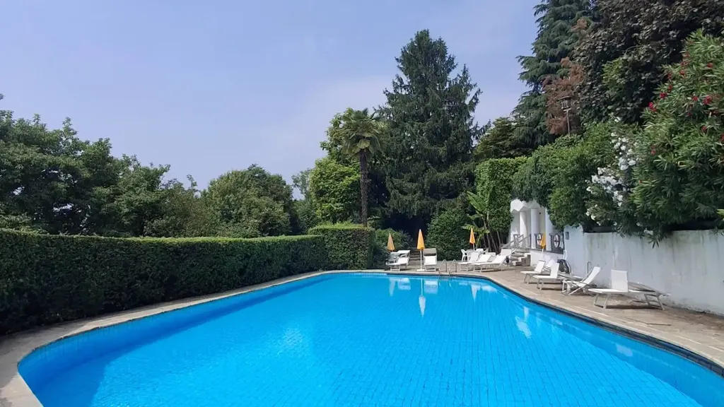 pool_area