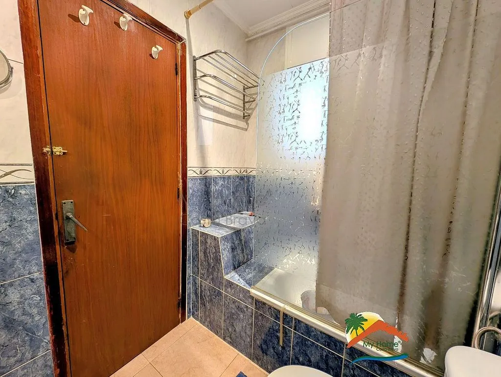 Salles de bain - Chalet with Sea and Mountain Views in Lloret Blau