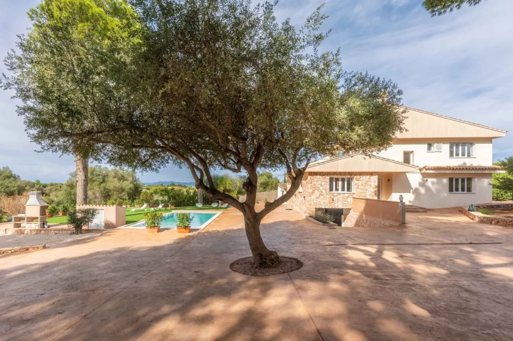 Piscine - Finca with Pool and Views in S'Aranjassa