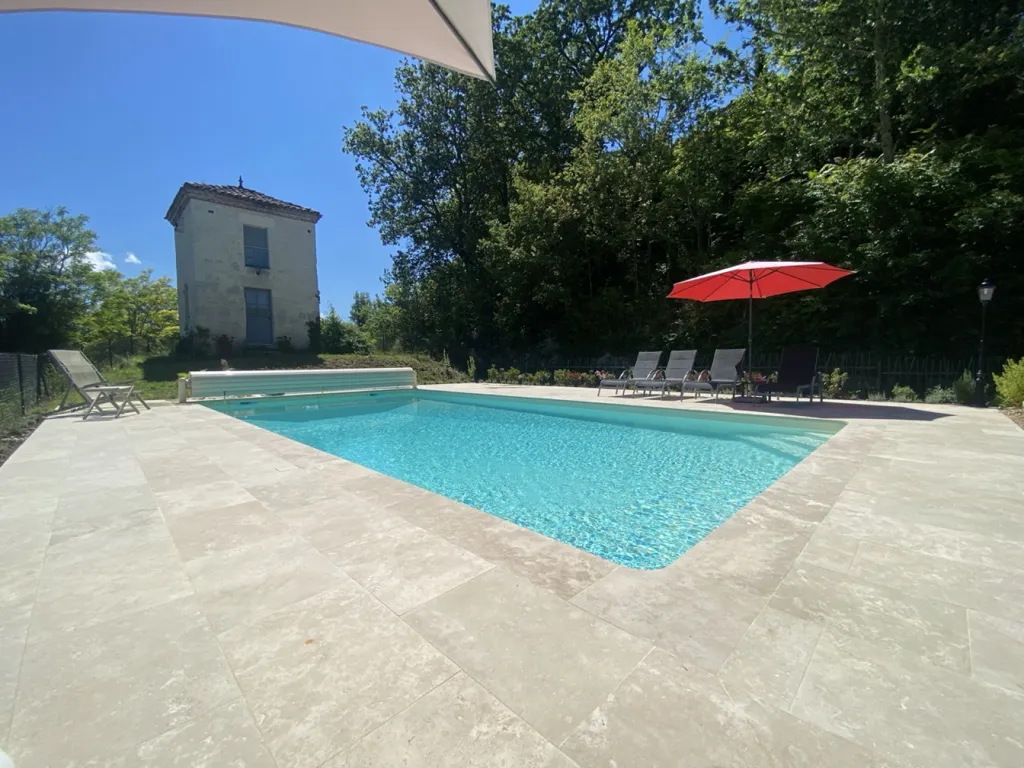 Piscine - Maison en Pierre avec Vue Vallée à Porte-du-Quercy