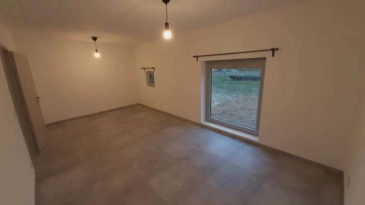 Maison 3 chambres à Léglise