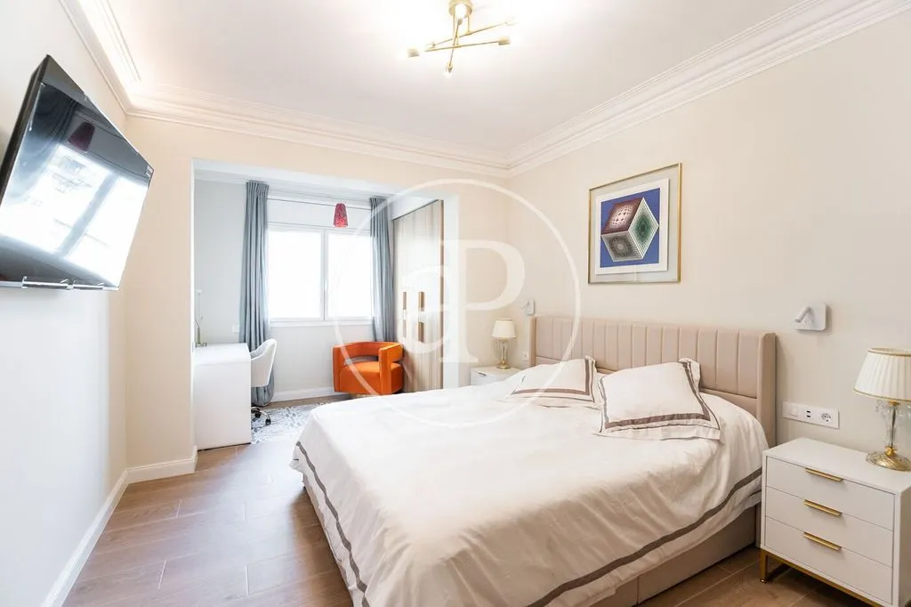 Chambres - Luxury Flat with Balcony on Consell de Cent, Barcelona
