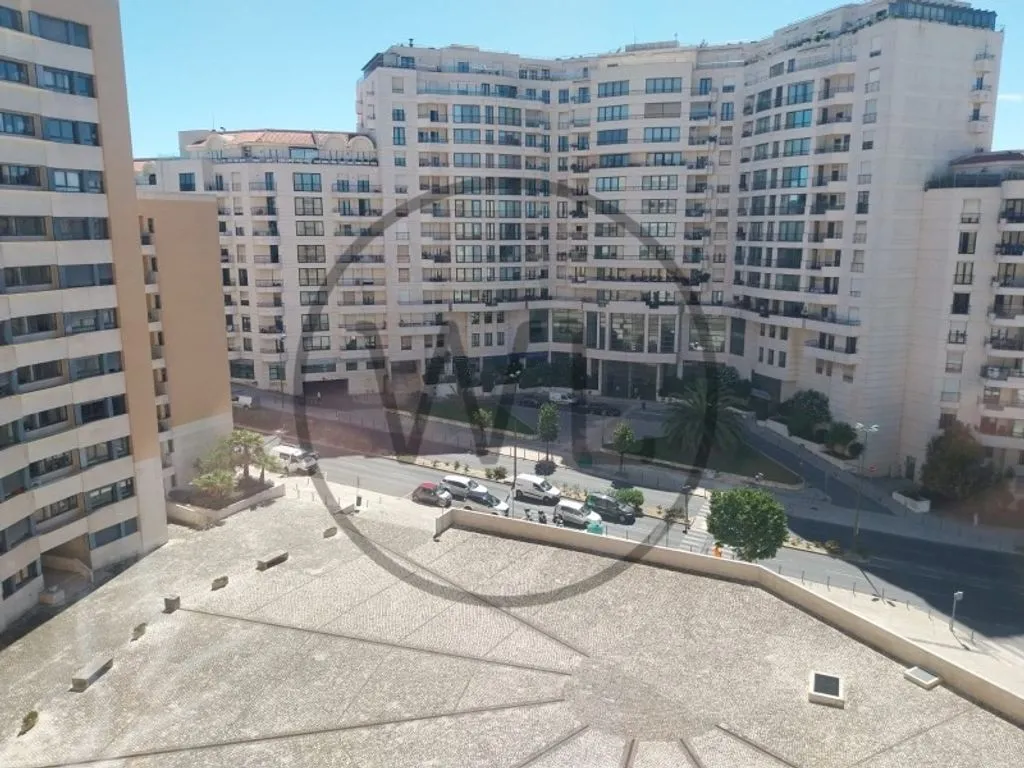 Balcone - Luxury Flat with Pool in Central Lisbon