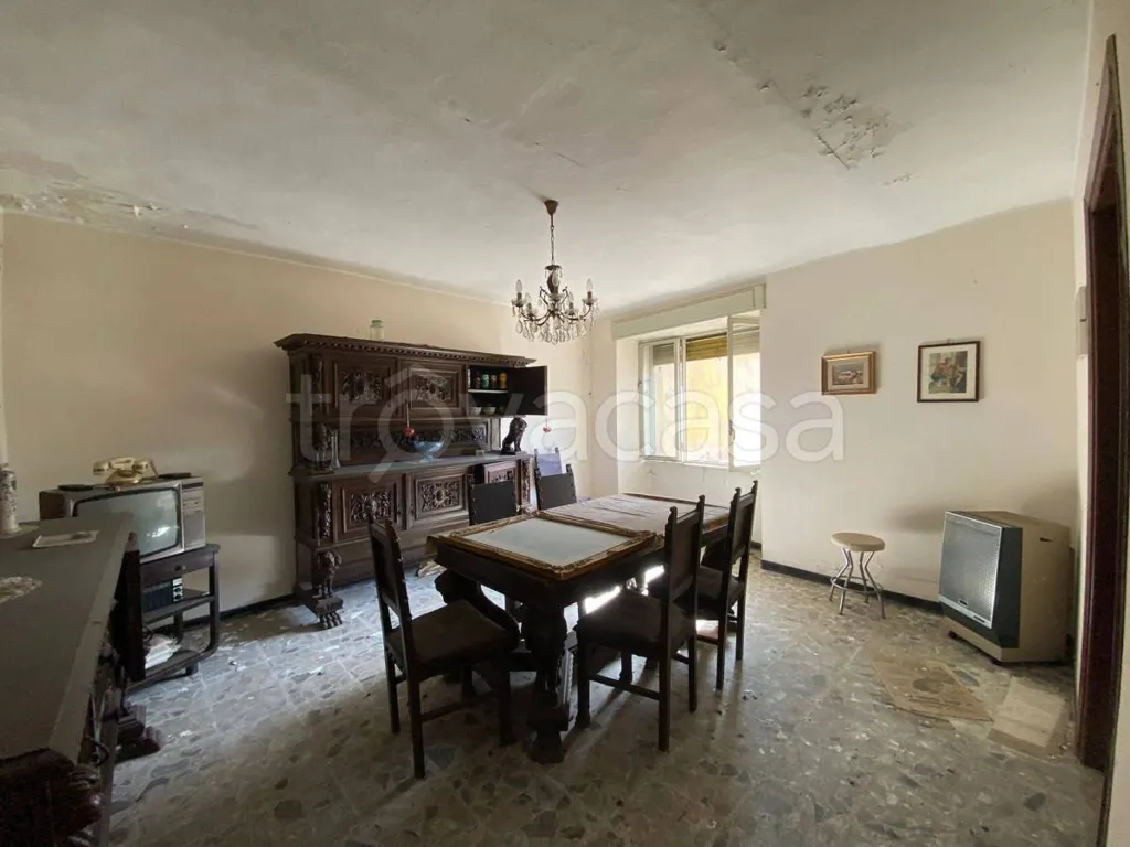 Salle à manger - Semi-detached House with Garden in Ceva