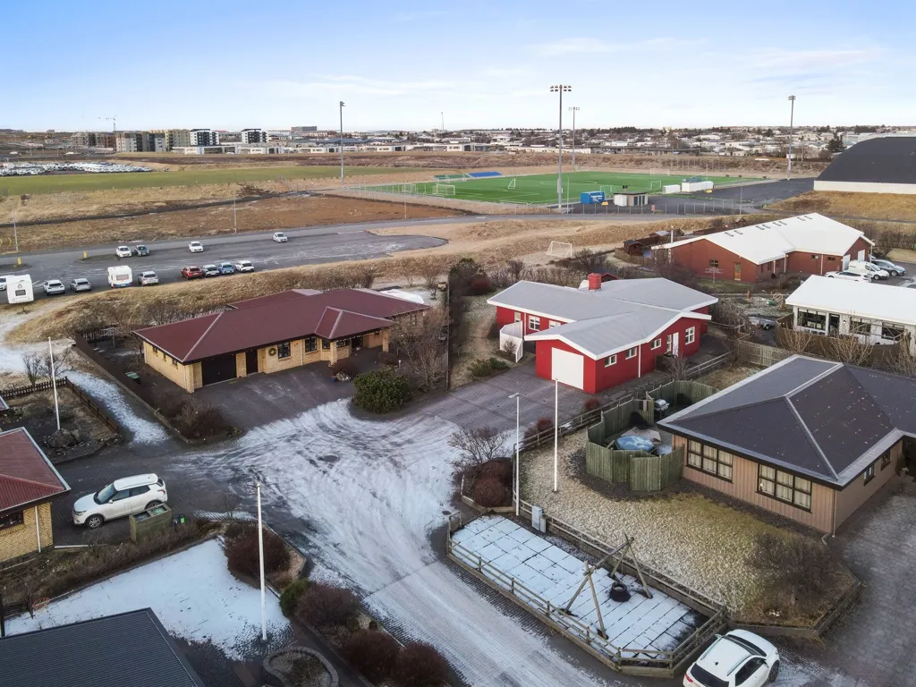 Maison 5 pièces à Reykjanesbær