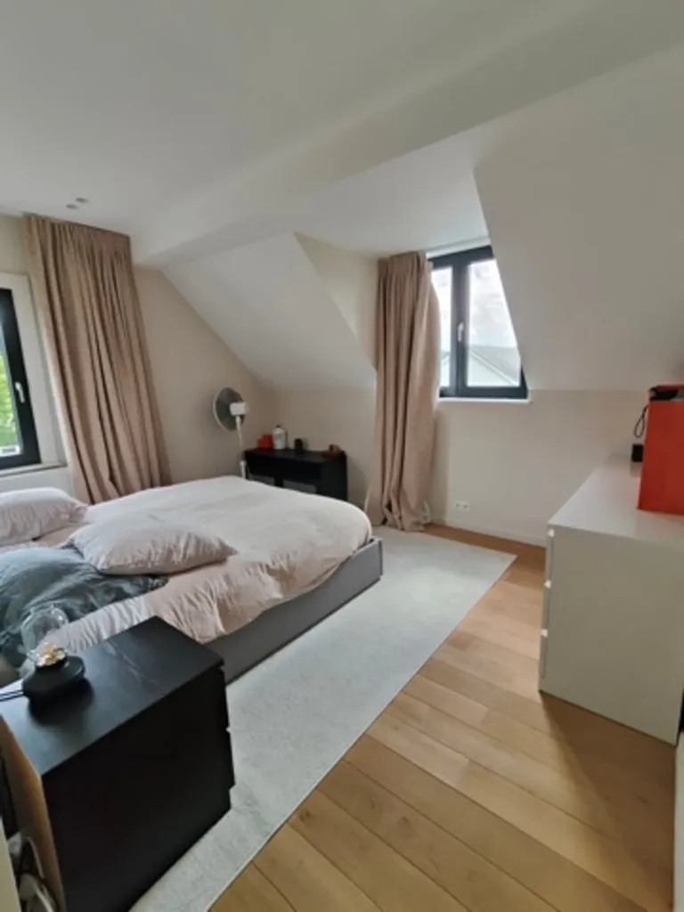 Magamistoad - Architect-Designed Villa with Garden in Waterloo-Faubourg