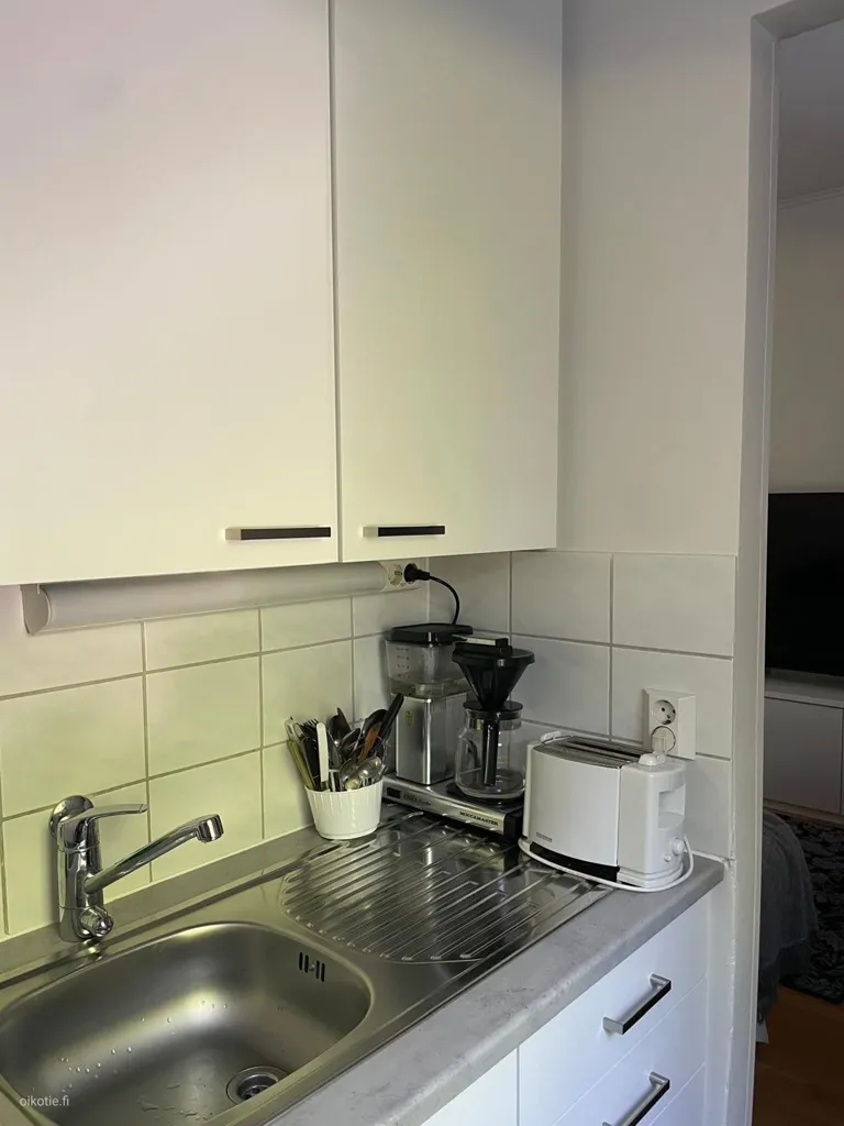 Köök - One-Bedroom Flat with Garden View in Taka-Töölö