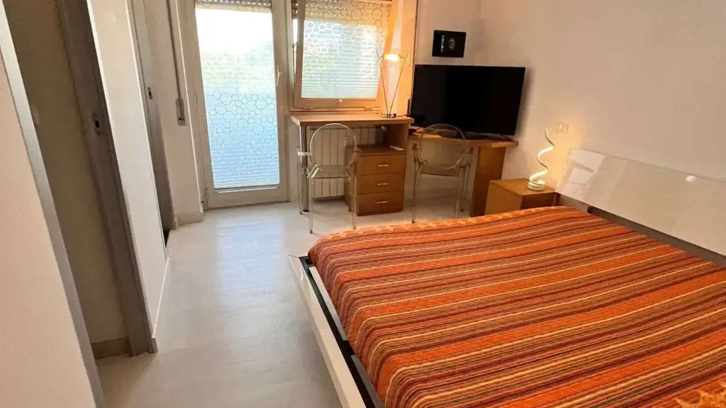 Chambres - Rented Apartment with Balcony in Rome