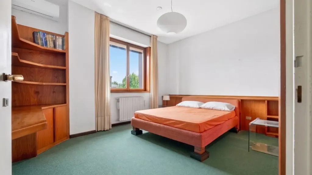 Magamistoad - Villa with Private Garden in Arese