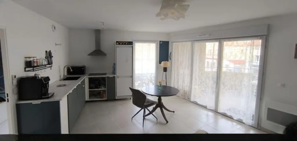 Cuisine - Appartement 2 Pièces avec Terrasse à Cannes